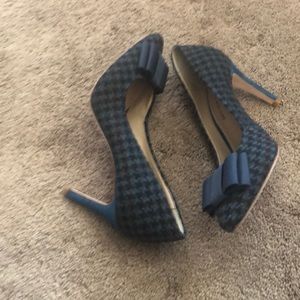 Antonio melani blue heels